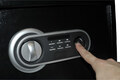 Tresor Safe Fingerprint inkl. Schlüssel  352 x 250 x 250 mm, 15,7 l schwarz